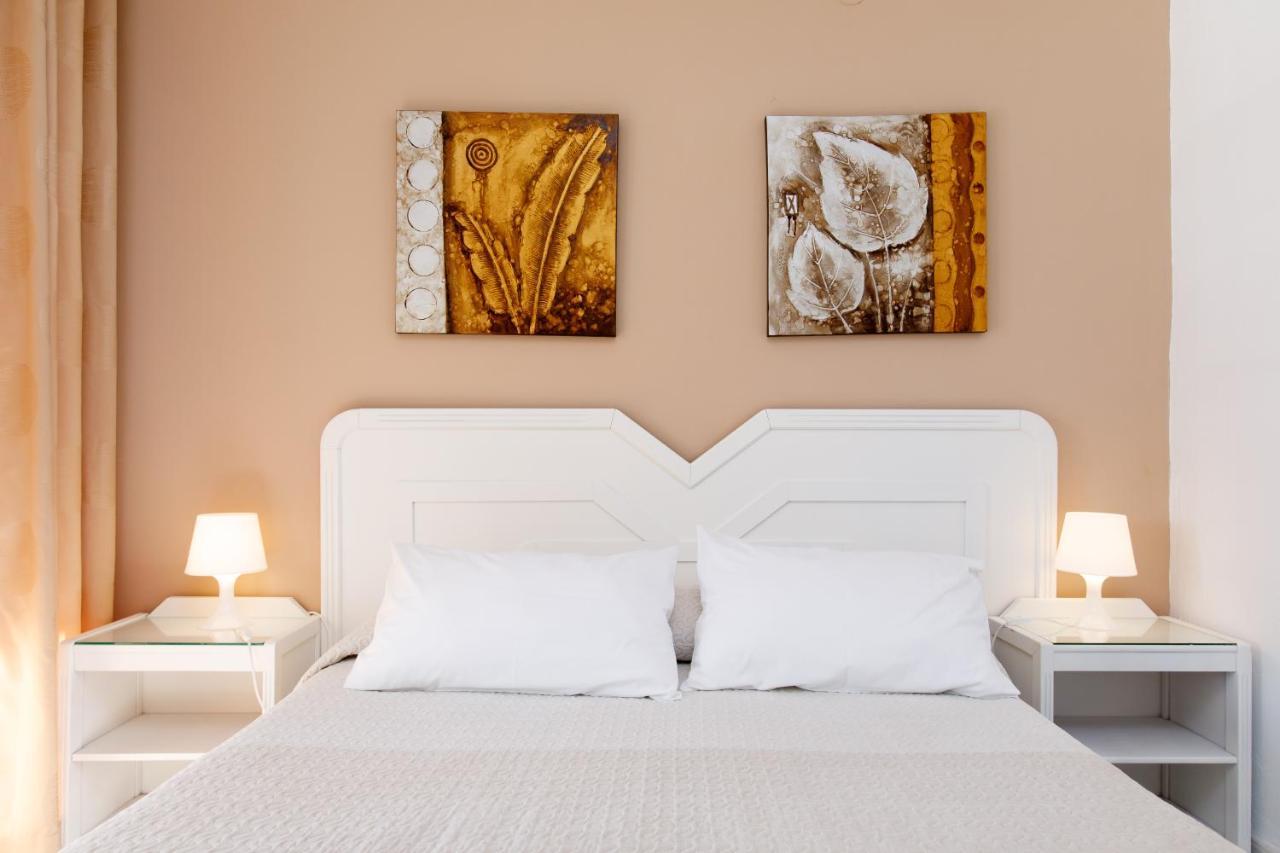 At Almoraide Rooms Suites (Adults Only) ネルハ エクステリア 写真
